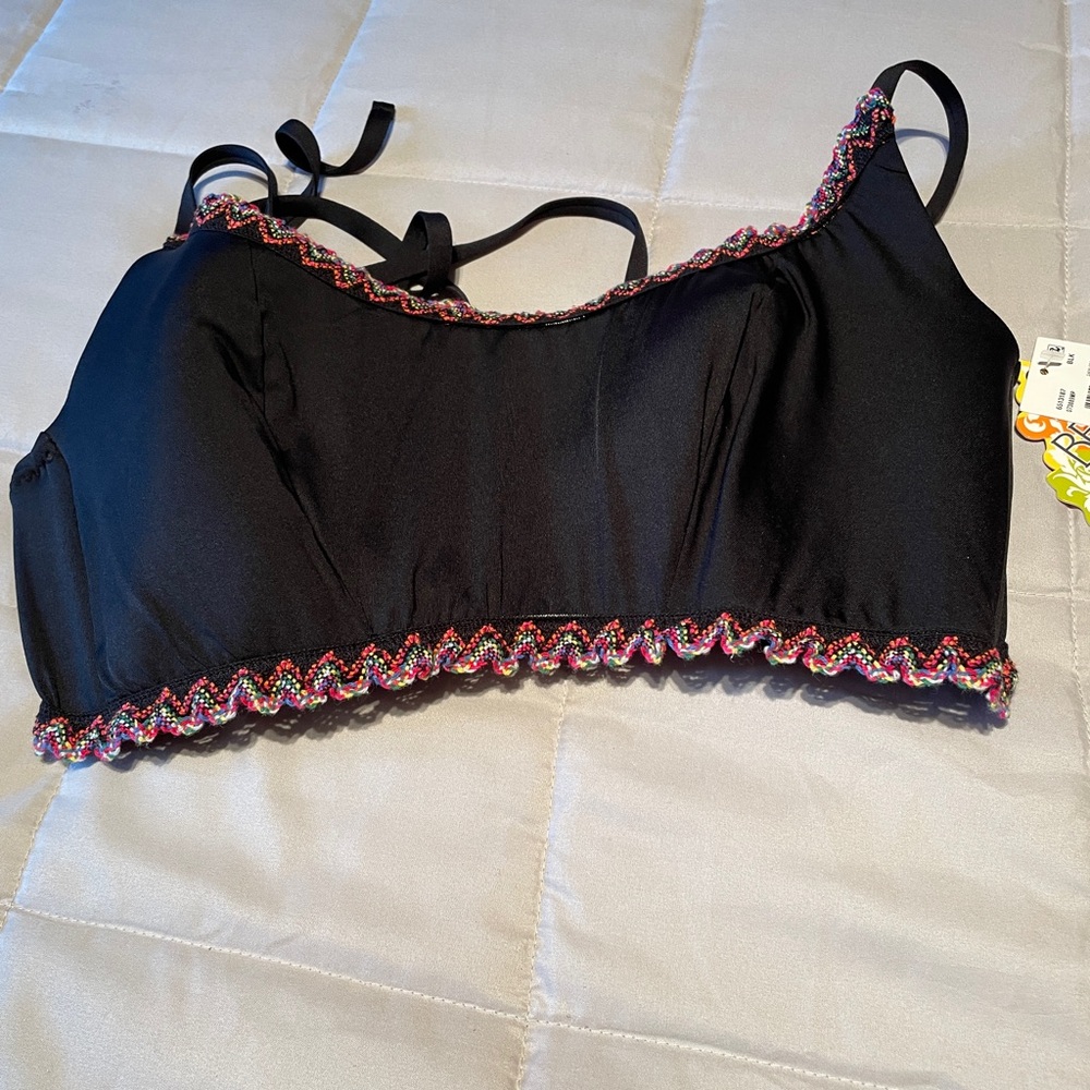 BECCA Black Top with Vibrant Trim